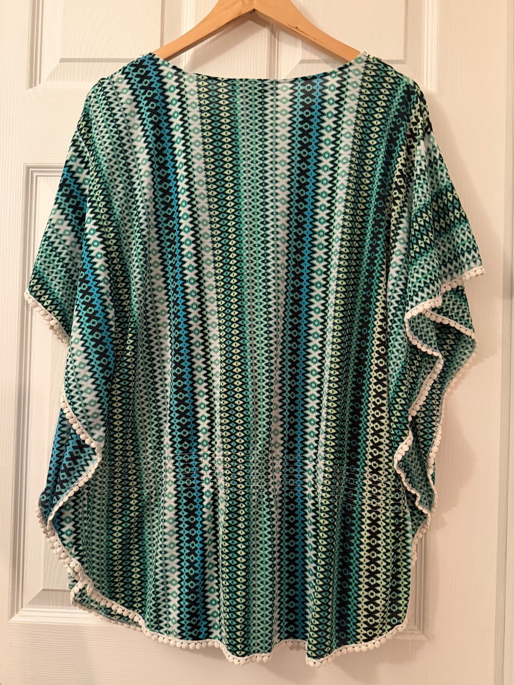 Crochet-Trim Printed Tunic Top - Green Multi, size L - Picture 5 of 5